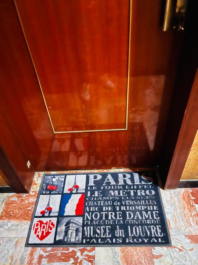 Ferienwohnung Au Pied De La Tour Eiffel Trocadero Paris Exterior foto